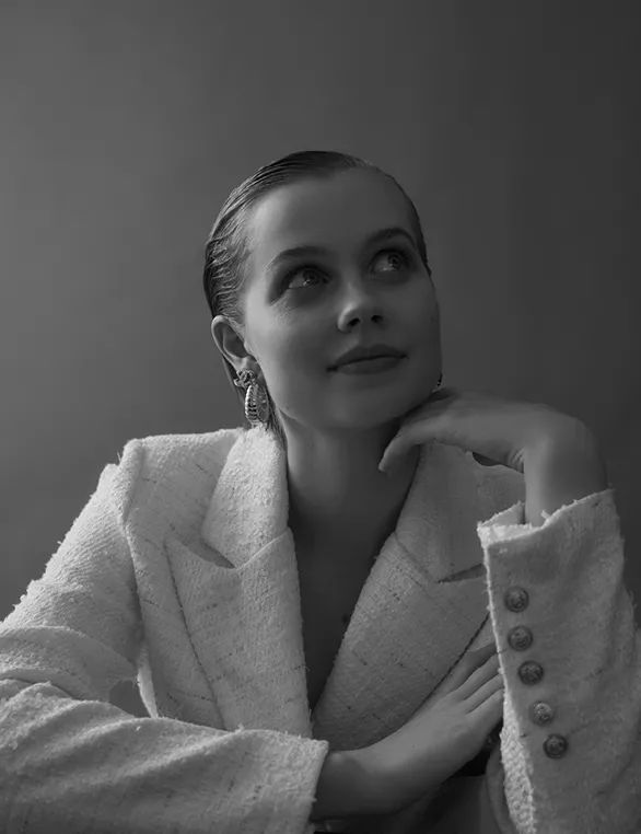 组图东城梦魇中的可爱酷女孩安格瑞赖斯