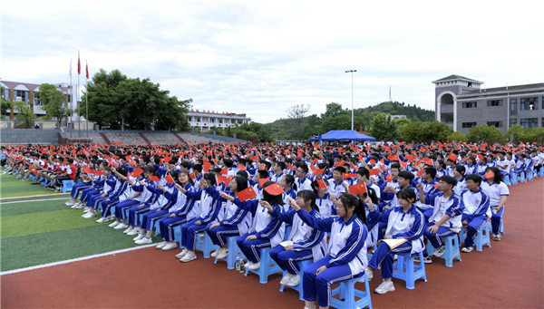 中国侨联亲情中华艺术团走进重庆潼南