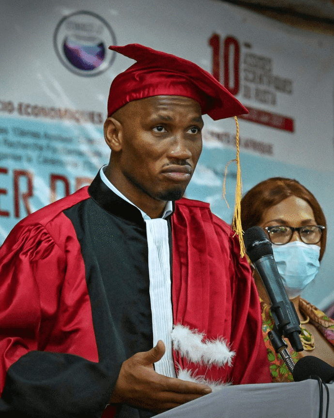 过去国际货币基金组织非洲负责人扎迪-凯西-马塞尔也曾获得过这个荣誉