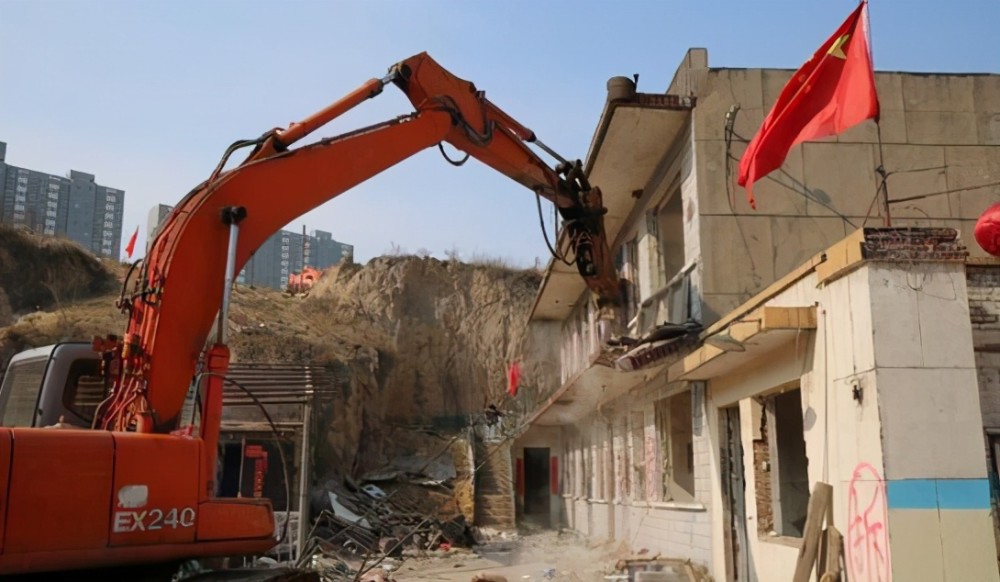 大马村其实在几年前就得到即将拆迁的消息了,拖到现在,终于要正式拆迁