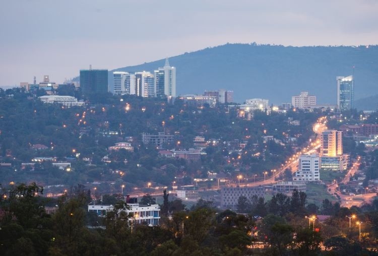 基加利基加利坐落于卢旺达中部的高原,海拔高1700多米,为卢旺达的首都
