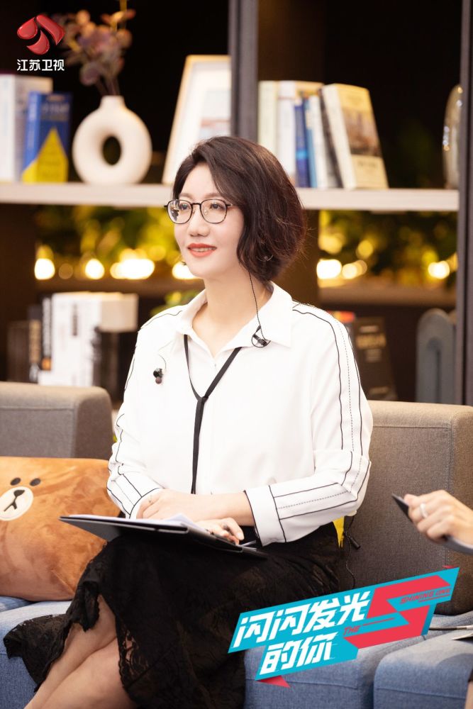 《闪闪发光的你》"易式拷问" 易立竞"借口"称是"角色需要"_腾讯新闻