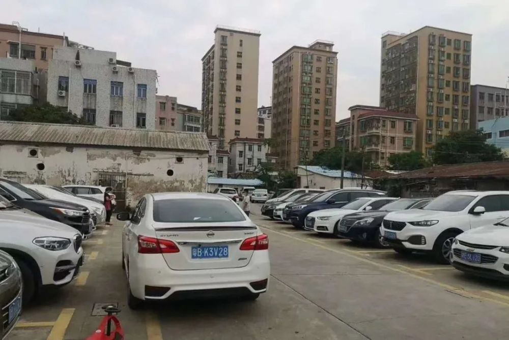 一手资源深圳宝安臣田旧村城市更新回迁房宏发旧改