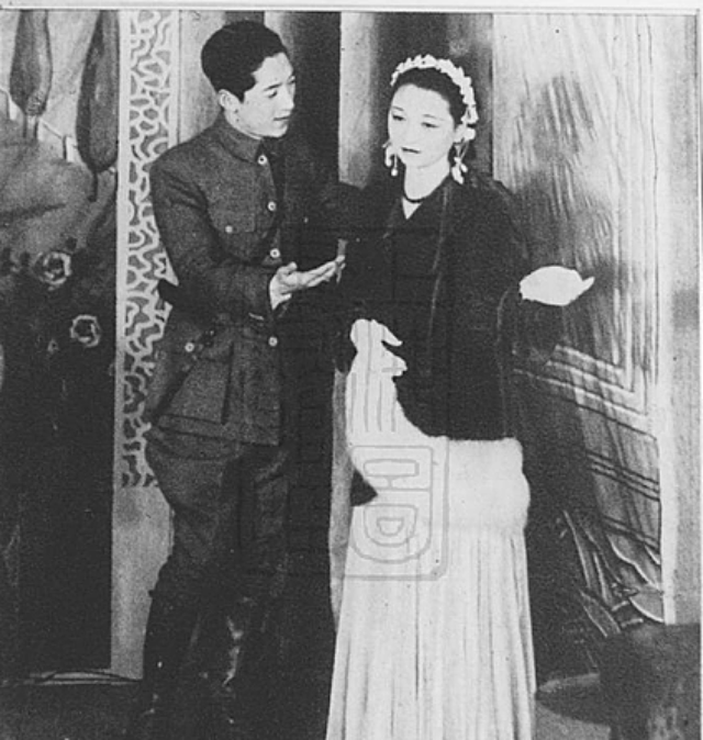 民国渣男唐季珊抛弃张织云害死阮玲玉晚年乞讨冻死街头