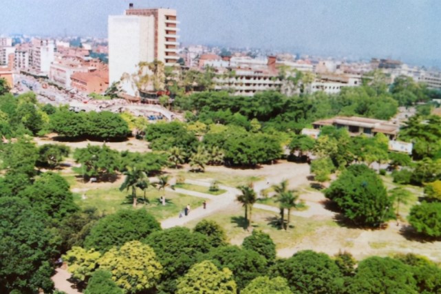 真实老照片,1980年的广西南宁城市景象展现,你还有记忆吗?