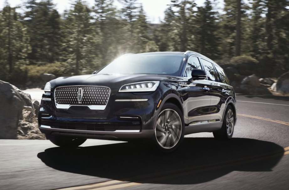 0t v6大马力引擎 10at变速箱,进口豪华大7座suv,带你看林肯飞行家新