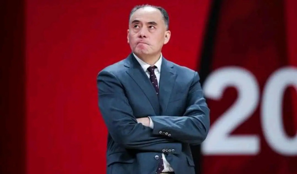 近日,中国篮协对三人篮球队教练组进行了调整,60岁老帅张斌成为球队