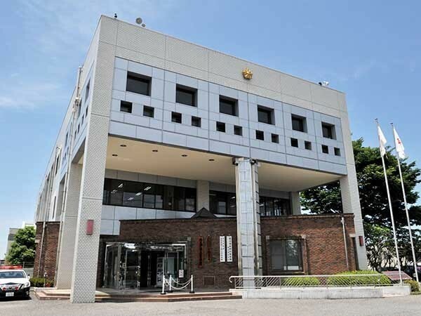 日本警察署长商场偷卫生纸 被减薪1个月后自愿辞职 腾讯新闻