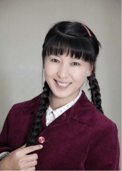 闫学晶亲手拔掉父亲氧气管被称赞朱迅没勇气拔造成终生遗憾