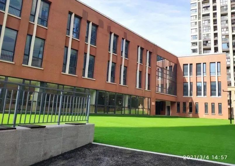 位于新城璟棠小区 保利大都会的幼儿园 市民:洪山区