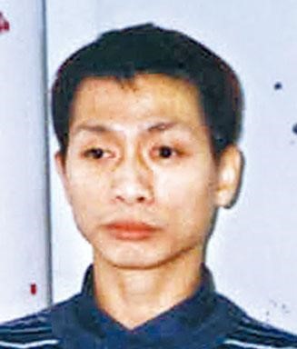 "豪仔",原名黄达豪,1961年生,比崩牙驹小四岁.