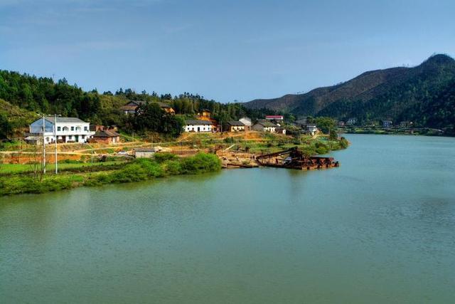 蓝墨水的上游文化人的圣地汨罗市旅游资源丰富