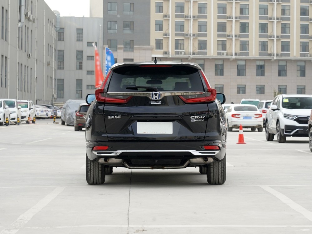 上绿牌的crv来了,油耗1.3l,卖27.38万起,保值还不需要"充电"