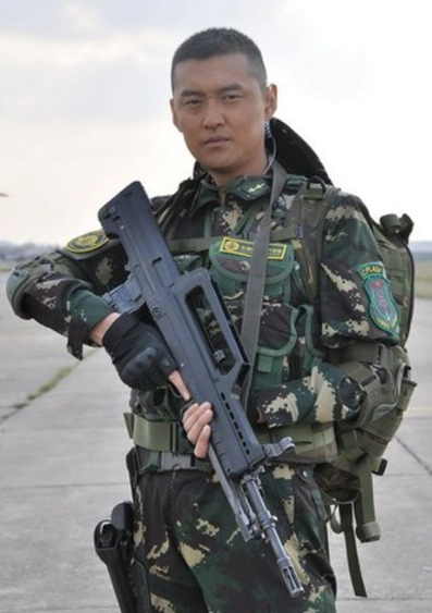 特种兵2红细胞小组现状吴京票房破百亿3人依旧演特种兵