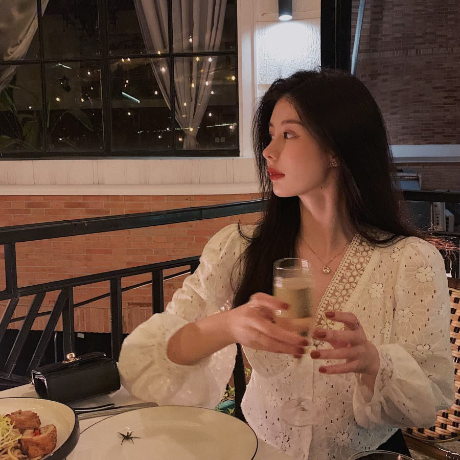 招桃花高级感小众真人优质女生头像203