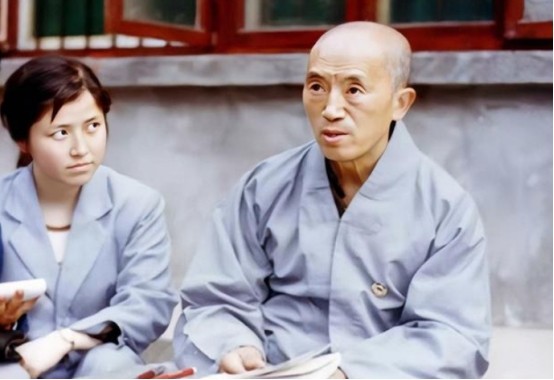 但在那个时候,有着一部名为《海灯法师》的电视剧,在当时这可是一部