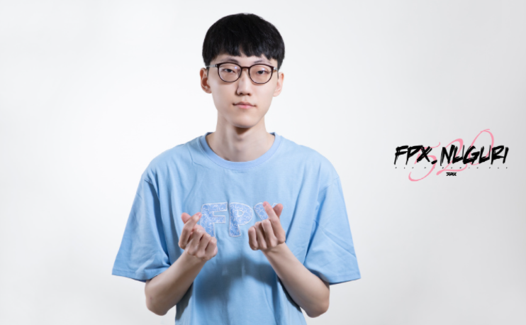 nuguri定妆照火了一扫宅男形象果然发型才是男生的颜值关键