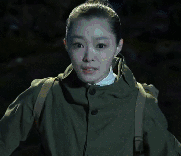 伪装者婚纱照_伪装者胡歌宋轶婚纱照(2)