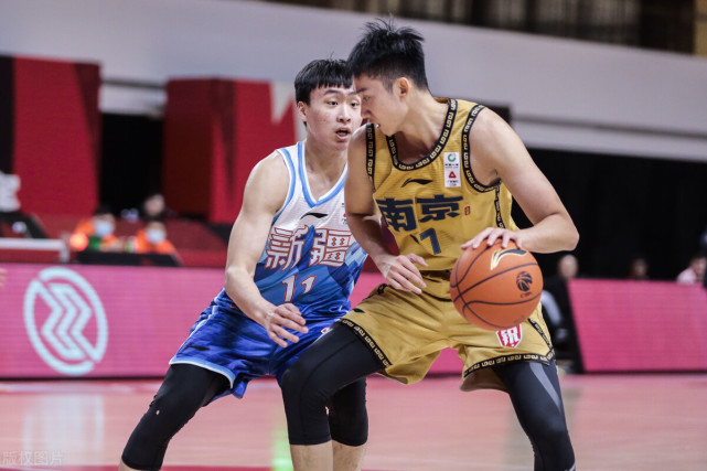 Cba快讯 天才小前锋已离开国家队 丁彦雨航去向未定 赵睿迎反转 腾讯新闻