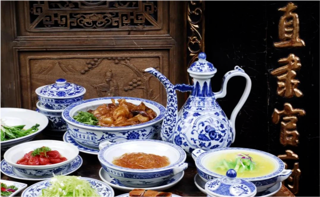 保定旅游和美食(保定旅游和美食的区别)
