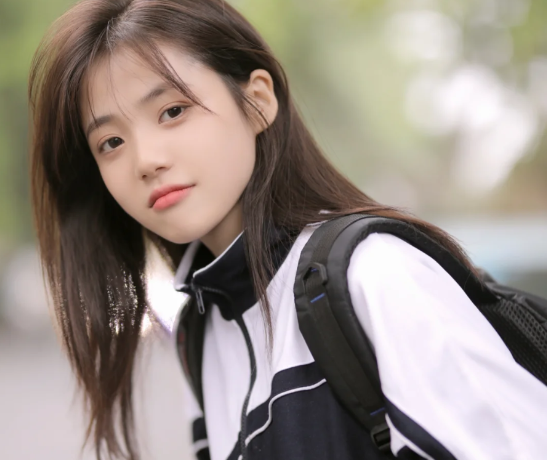 大学生被导师要求"换头像",本是出于善意提醒,没料到反遭群嘲