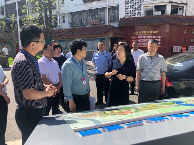 6月5日上午,区委副书记赵丹带队对叙州区高考备考工作进行专项检查