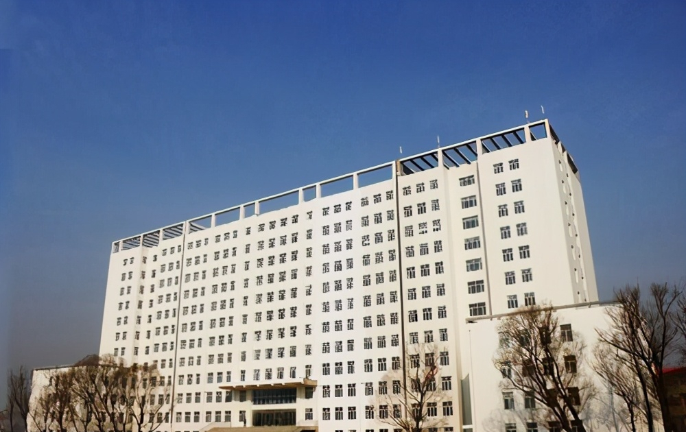 山西临汾迎来一所新本科,闯出牌子也能行?网友:不如建临汾大学