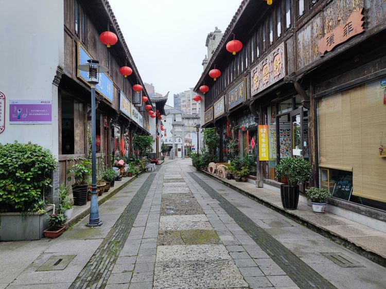 逛海门老街走十里长街在台州市区里遇见的旧时光清幽恬静