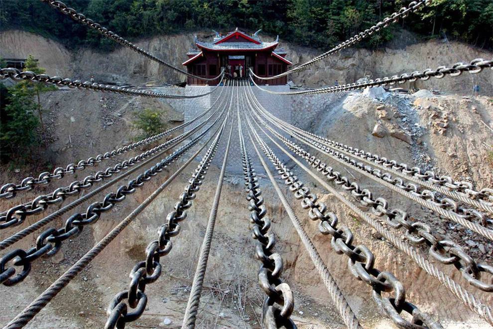 国军不想让我军过泸定桥,为何不把桥给炸了?刘文辉:我可不傻