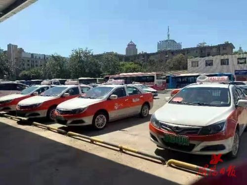 咸阳城区500辆出租车爱心送考考生可在这些地方乘车