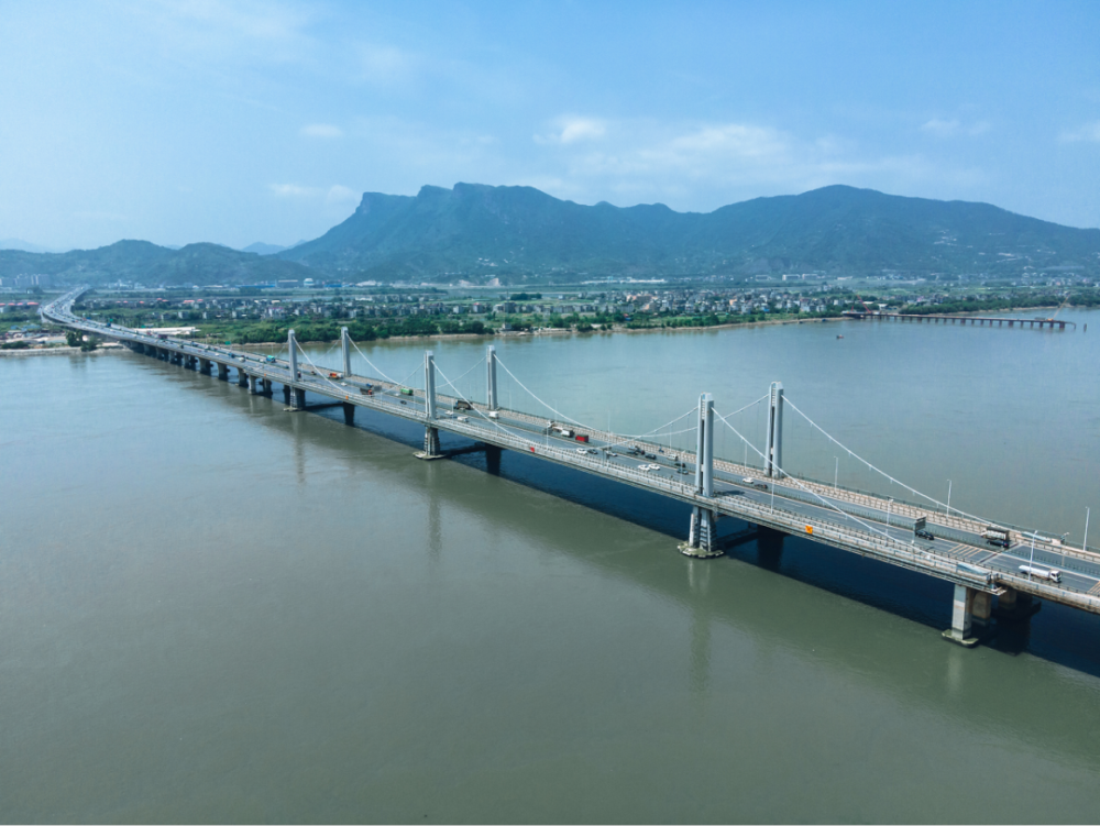 螺洲大桥滑动查看更多作为市属国企排头兵,城建主力军,福州市城乡建总