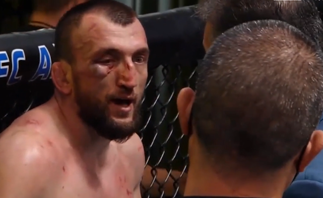 "散打沙皇"穆斯里穆重出江湖,竟被打得面目全非!