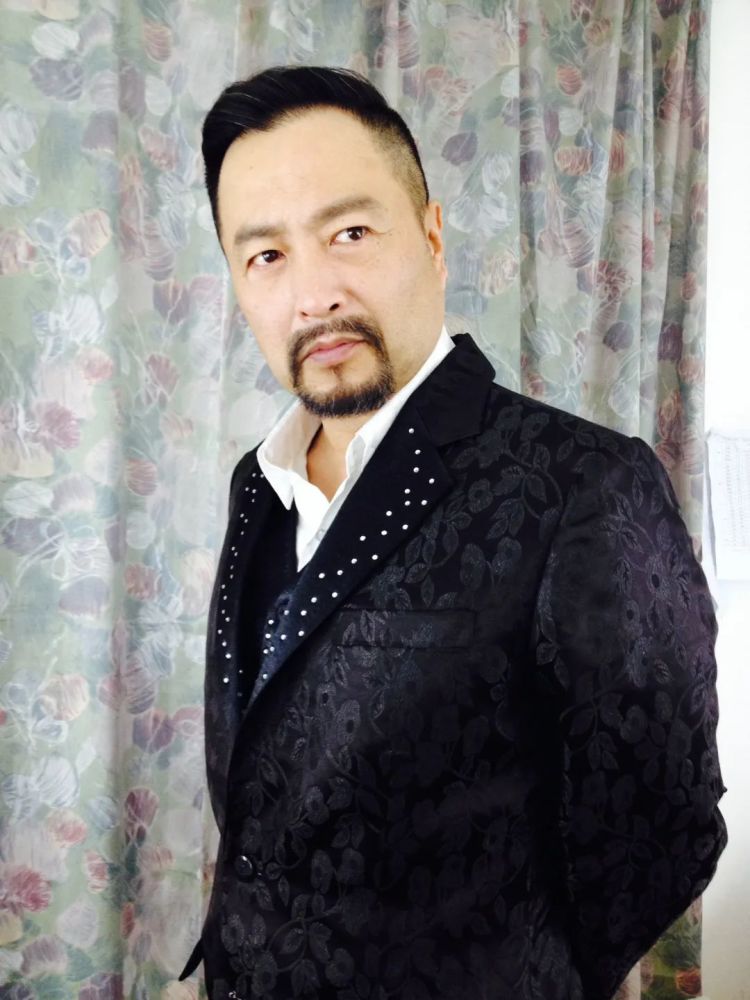 饰 杨廷鹤牛 飘特别出演第31届中国电视剧飞天奖优秀男演员获得者,第