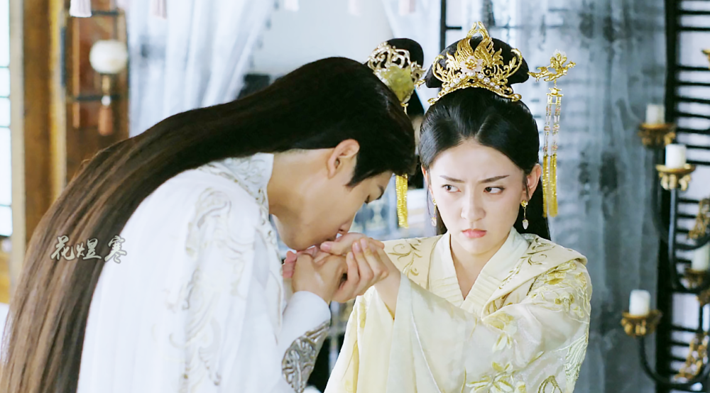 作为甜宠剧,带着点无厘头和脑洞大开,脱线的剧情看着很欢乐.