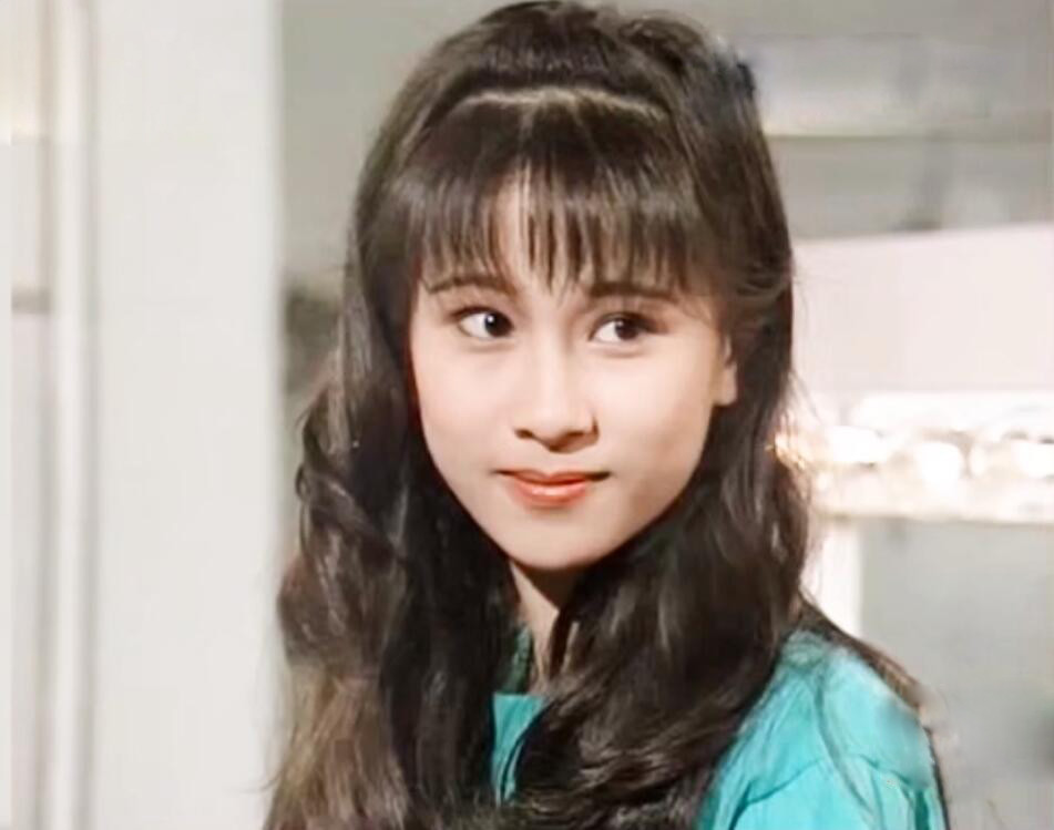 以前港剧盛产甜妹这4位女星年轻时灵气逼人甜过初恋