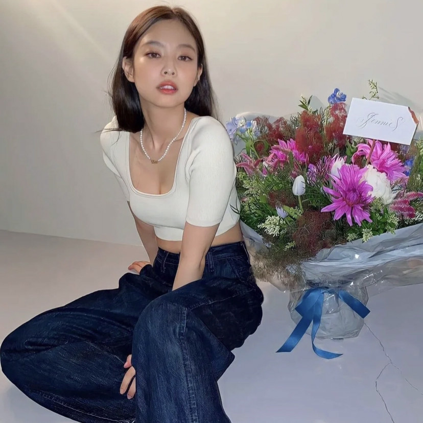 blackpink jennie絕美頭像 臉上有點肉明明也很可愛啊!_騰訊新聞