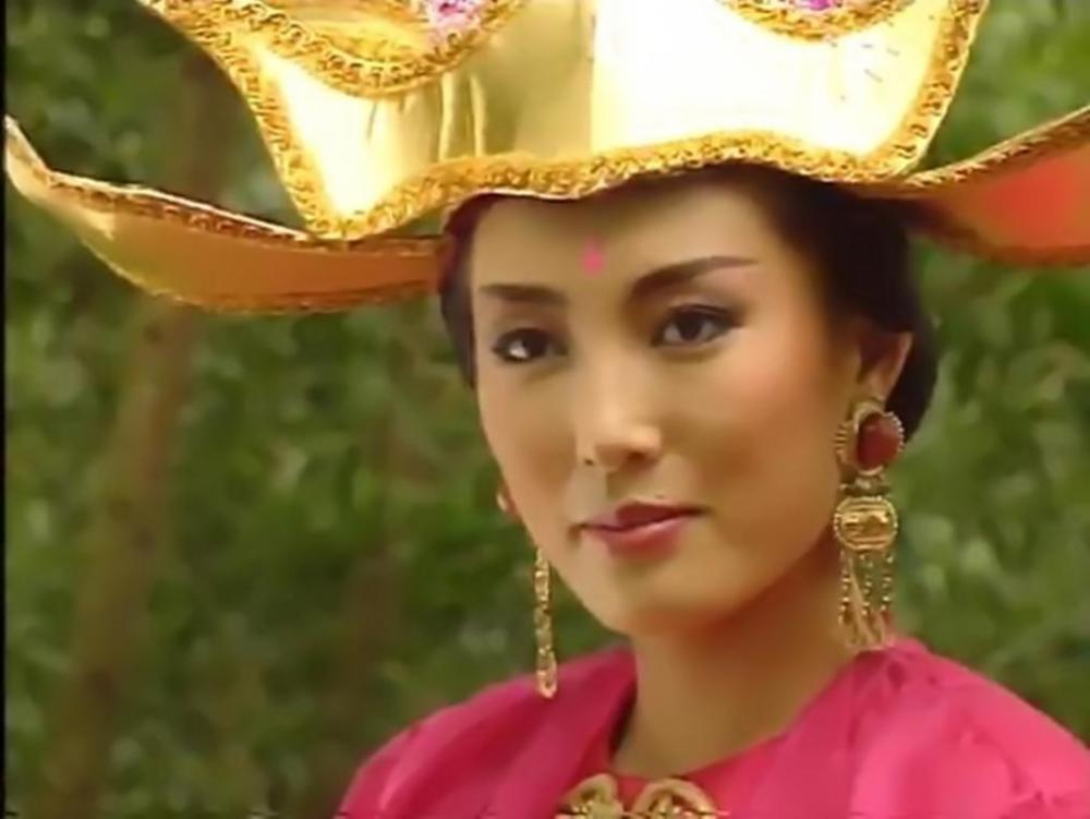 朱乐玲,塔琳托娅等人主演,也是当年各种爆红的新加坡电视剧的代表作之