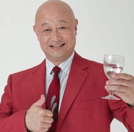 多个干爹77次代言陈寒柏虚假广告背后藏着丑恶的心