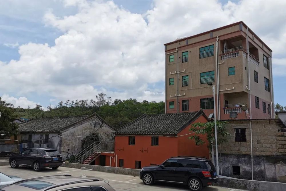 当代孟母的陪考之路有多难深圳大鹏这个陪考村火了