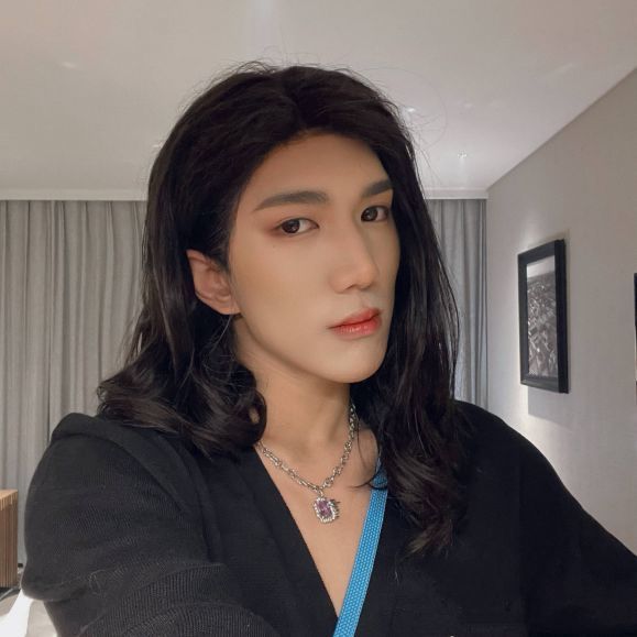 网红韩佩泉再起争议只因早年不当言论受到肖战粉丝抵制