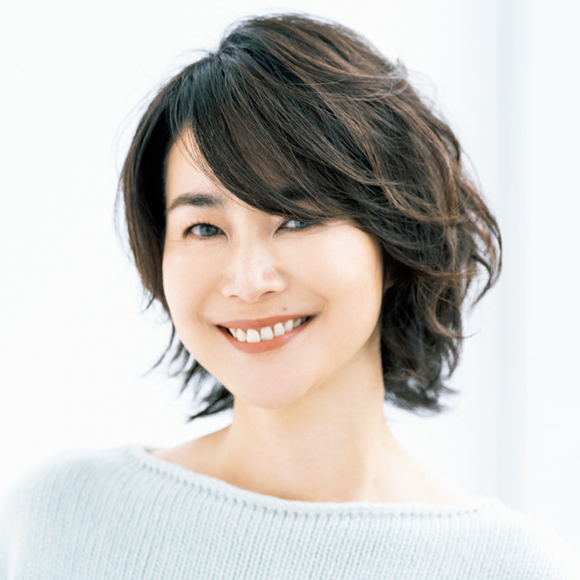 4050岁的女人放弃黑长直吧瞧这8款迷人短发型洋气又减龄