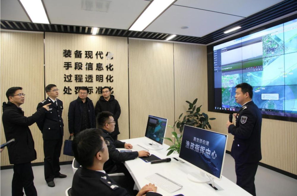为长江流域十年禁捕保驾护航,为建设美丽中国贡献高宝邵伯湖力量,我们