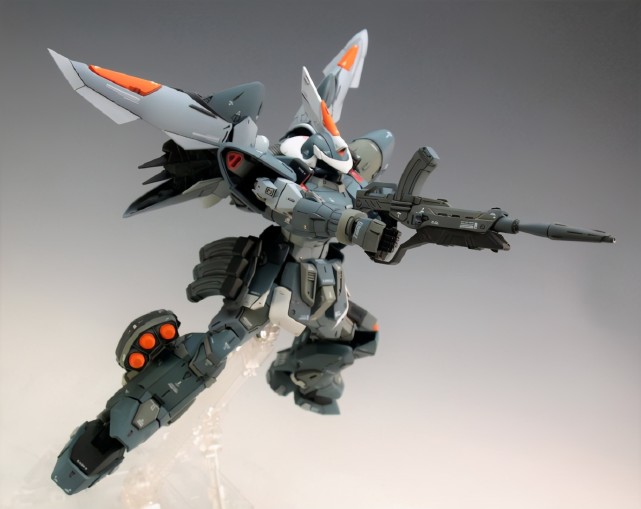 打开腾讯新闻,查看更多图片 >原本的mg比例金恩虽然