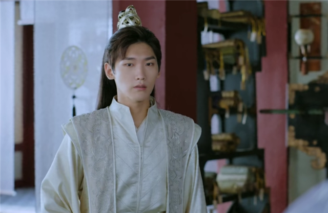 《双世宠妃3》墨连城想嫁给曲小檀,皇上怀疑墨连城心机重