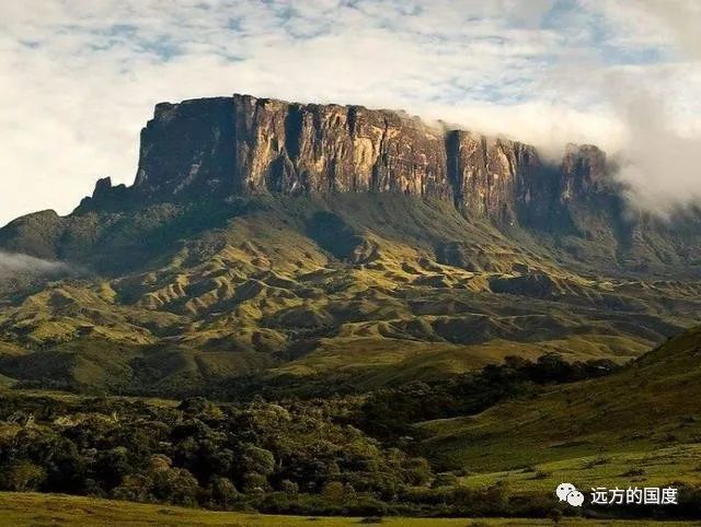 全球最 神秘 的山峰 一脚横跨3个国家 更是众多河流的发源地 腾讯新闻