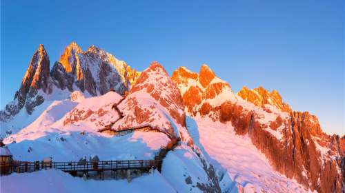 玉龙温泉门票多少钱_赤峰玉龙沙湖景区门票_玉龙雪山门票多少