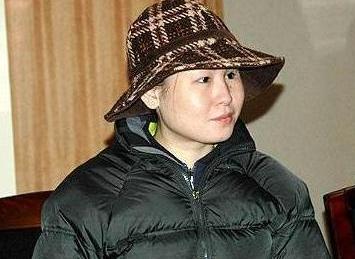 16岁闯北京,18岁痛失左眼,23岁被强制戒毒,摇滚天后罗琦还好吗