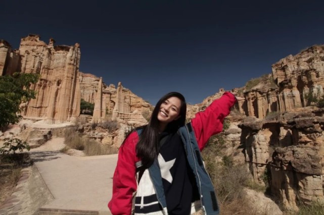 又一个美女up主翻车了粉丝1208万曾上央视被白岩松点赞