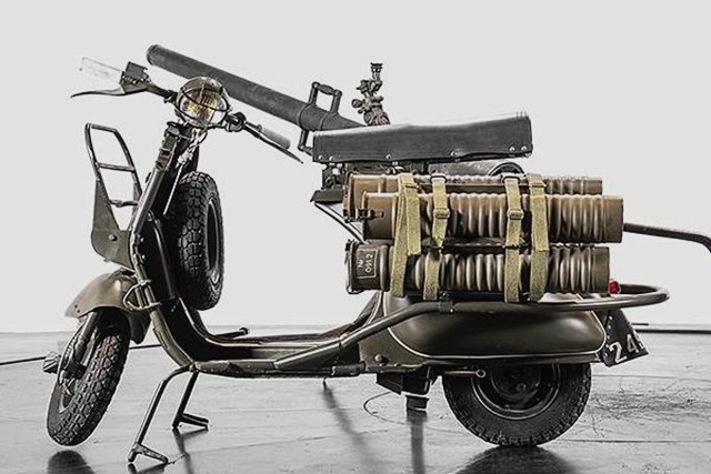 法国黄蜂150tap反坦克摩托车法军心爱的小摩托