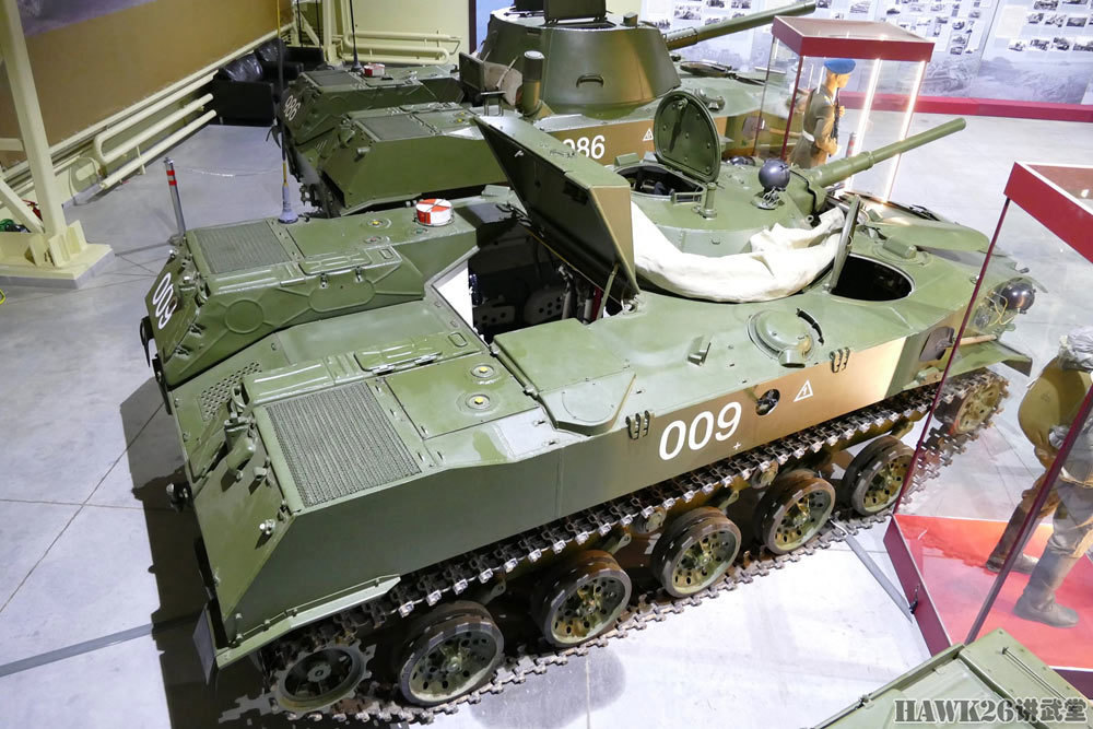 bmd1即将迎来升级苏联第一代伞兵战车完美陈列达到服役状态